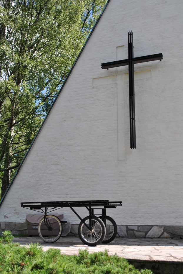 siunauskappeli_ruumisvaunut