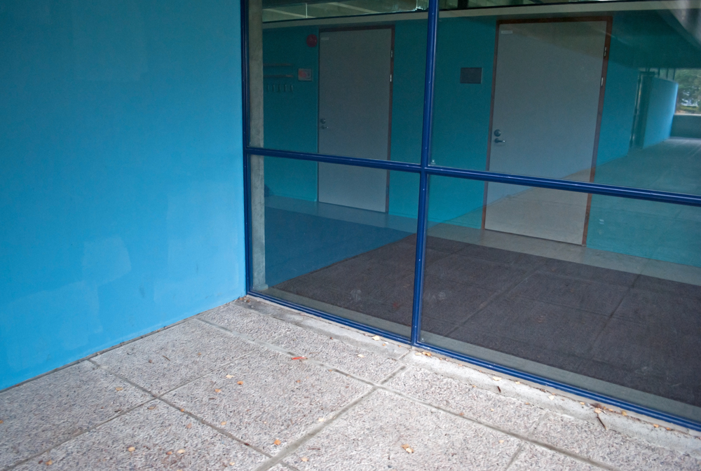 roihuvuoren-koulu-turkoosi