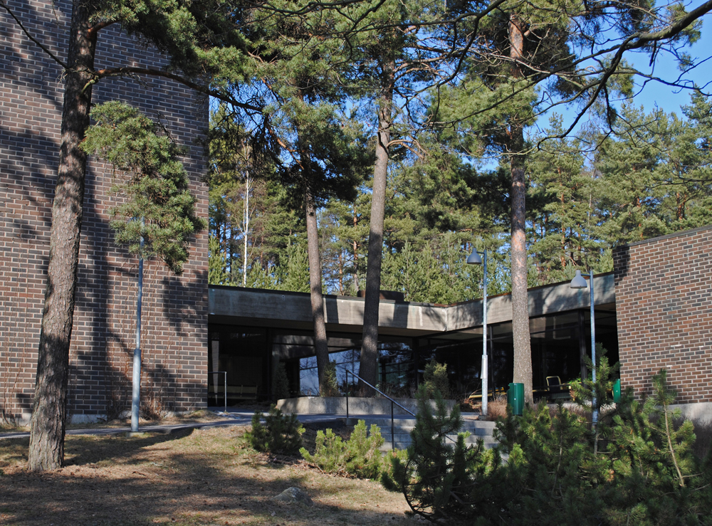 pallivaha-srk-piha-pieni